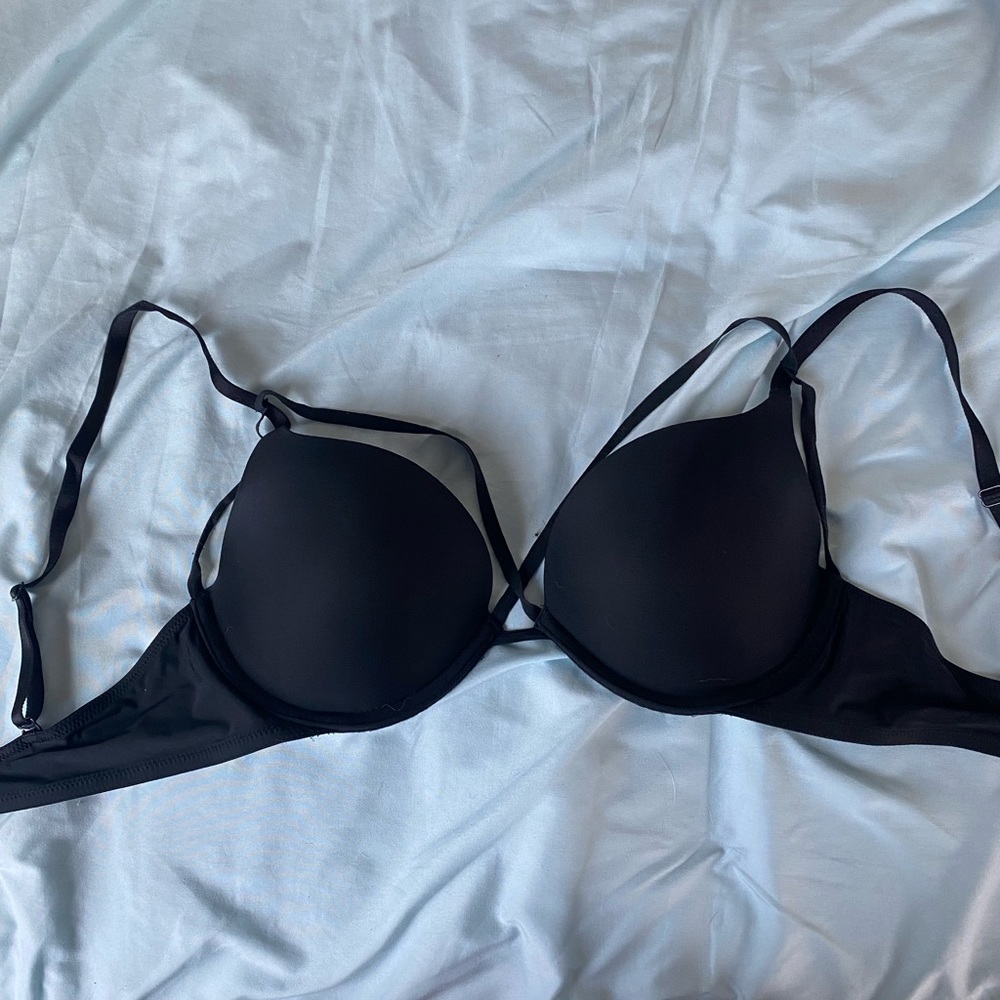 Black strappy front bra VS